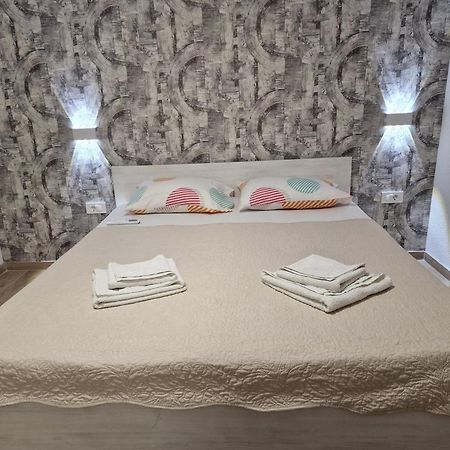 Apartments Julijana 2 بريفلاكا المظهر الخارجي الصورة